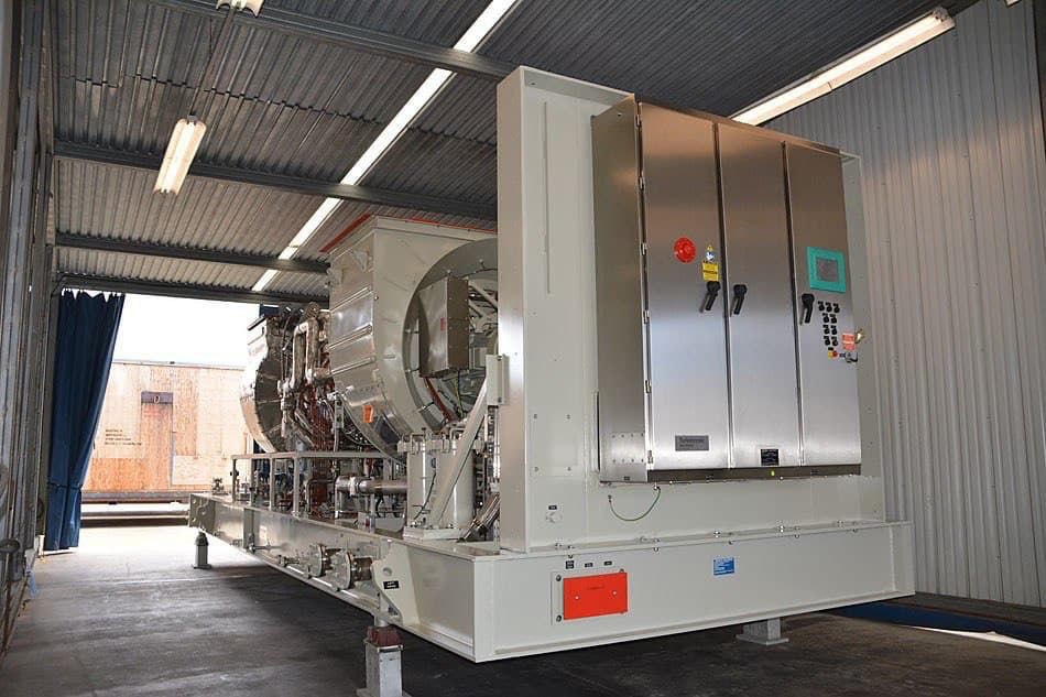 Refurbishment LM5000 shipping containers